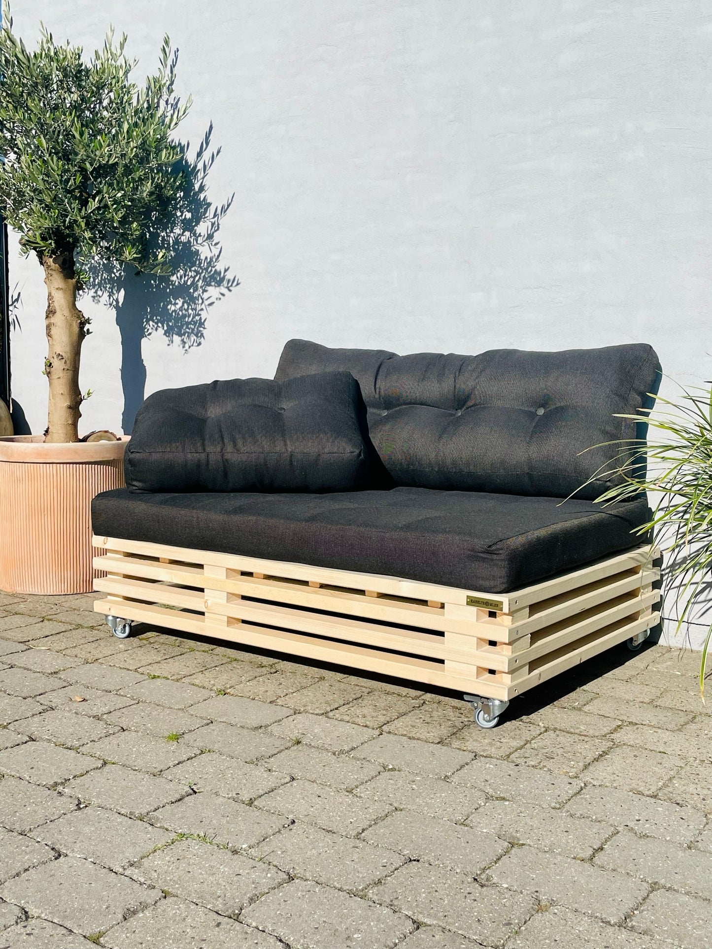 Loungesofa af traller inkl. Hynde