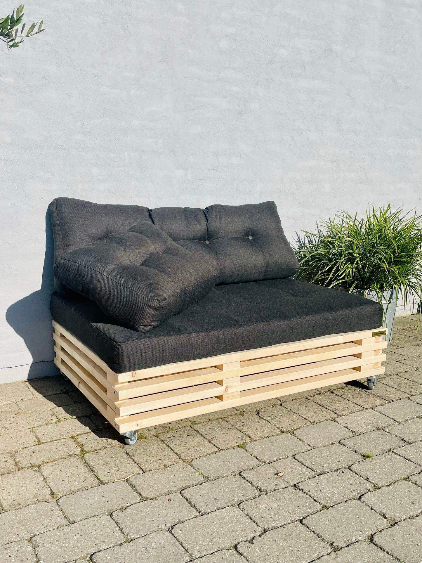 Loungesofa af traller inkl. Hynde